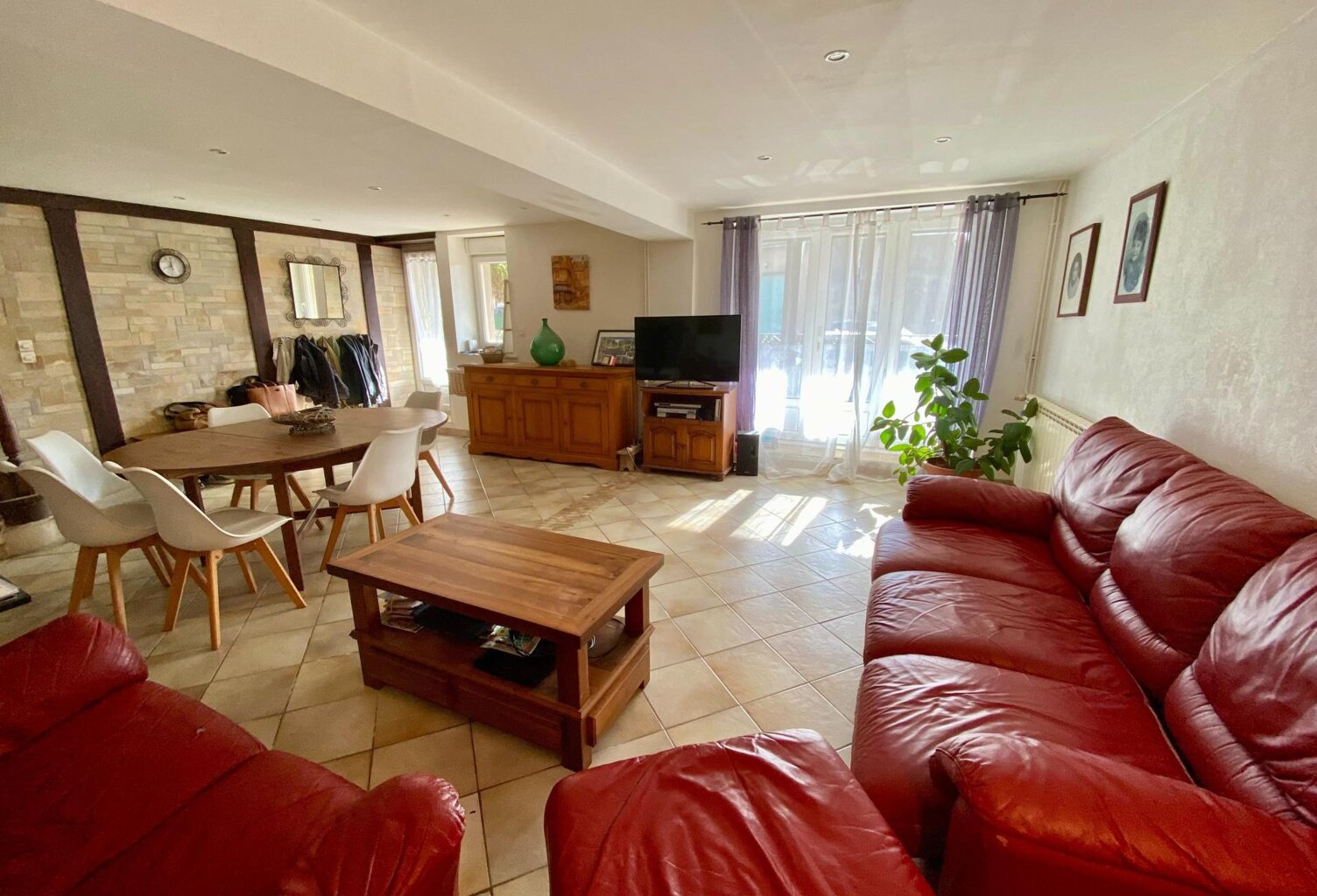Maison 168m² avec garage, terrasses, dépendance et jardin attenant — photo 1