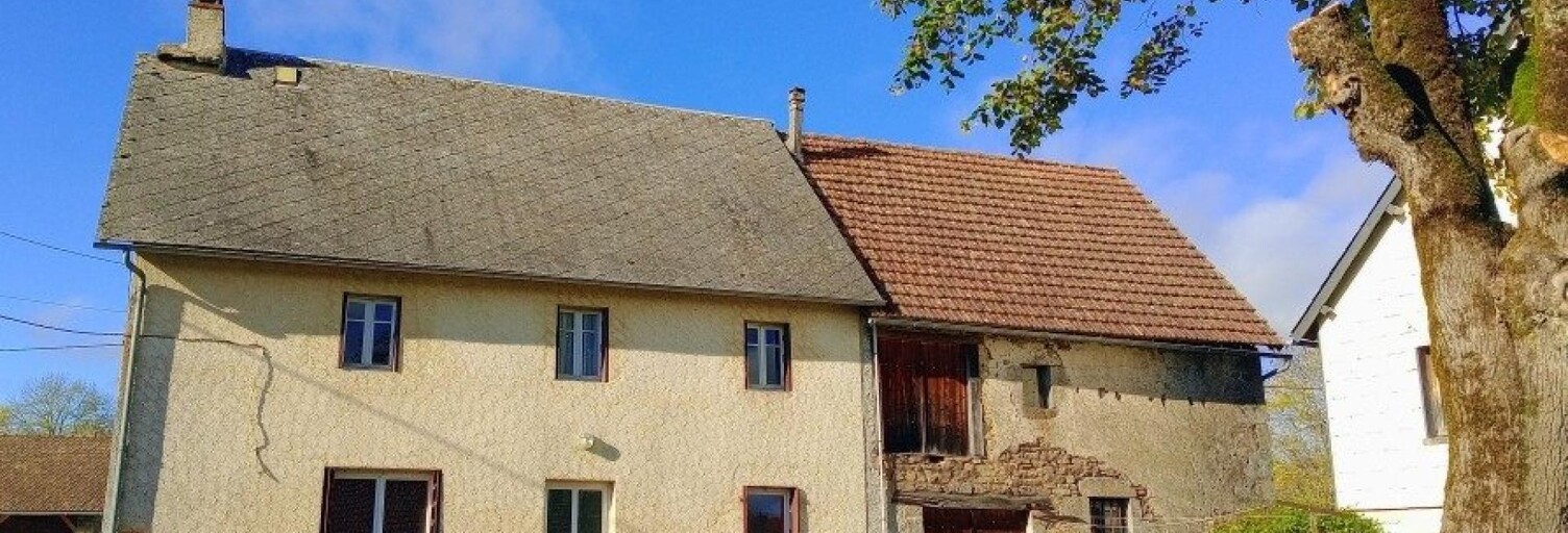 Maison 5 Pièces 105 m² à vendre à Verneugheol (63470)