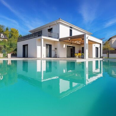 Maison 8 pièces 585000 €