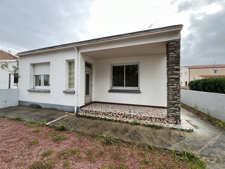 Maison à rénover   Secteur recherché des Sables-d'Olonne — photo 1
