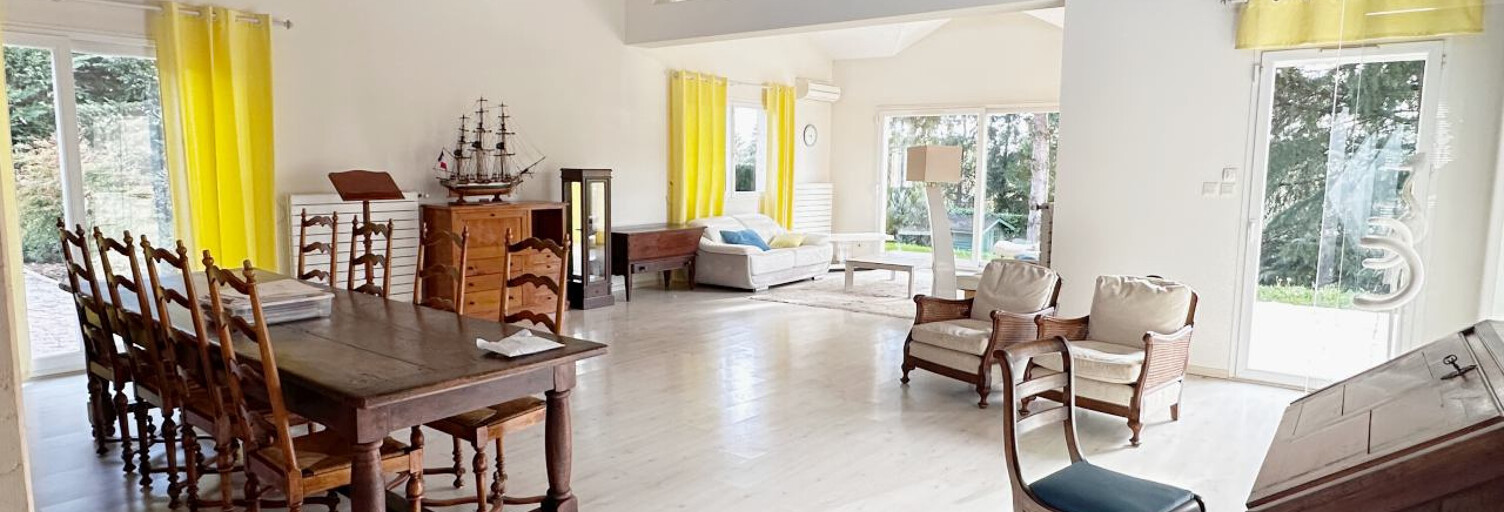 Maison 8 Pièces 280 m² à vendre à Bourg-en-Bresse (01000)