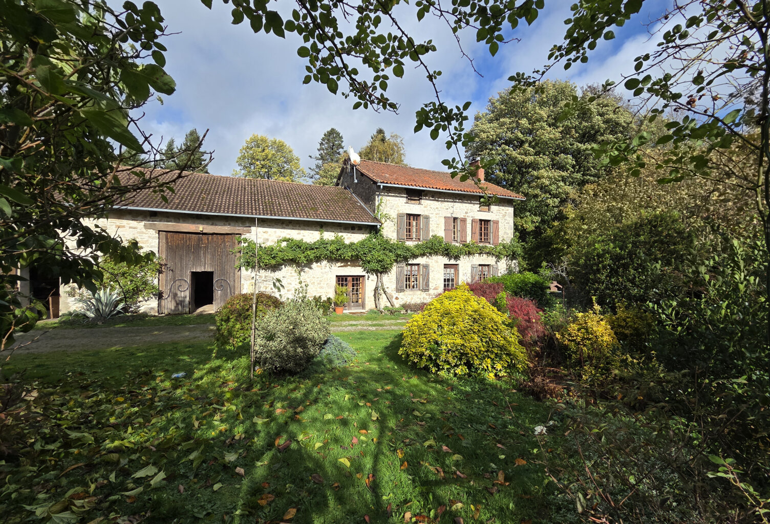 Maison en pierre au calme — photo 1