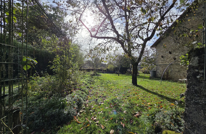 Maison en pierre au calme — photo 3
