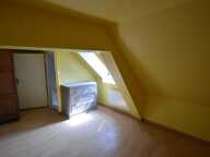 location sur commune ECOMMOY Meublé — photo 2