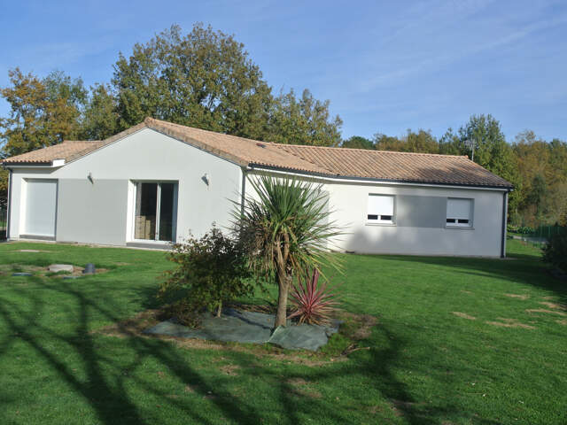 À VENDRE   Superbe maison neuve 3 chambres à 13 min du centr — photo du bien