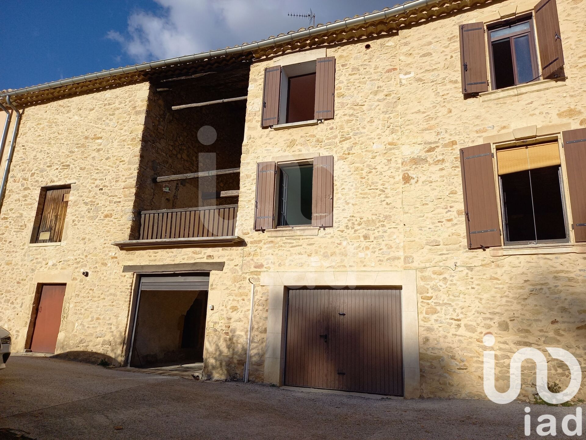 St-Marcel-De-Careiret - 96m² - 6p. - 4ch.