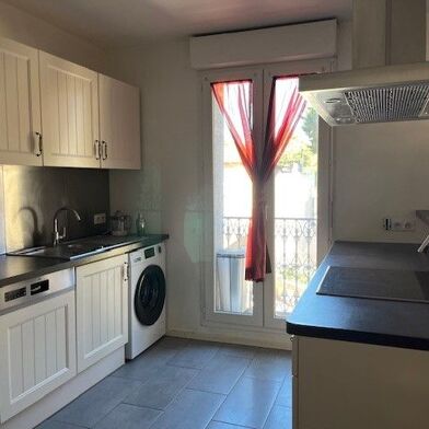 Appartement 3 pièces 770 €