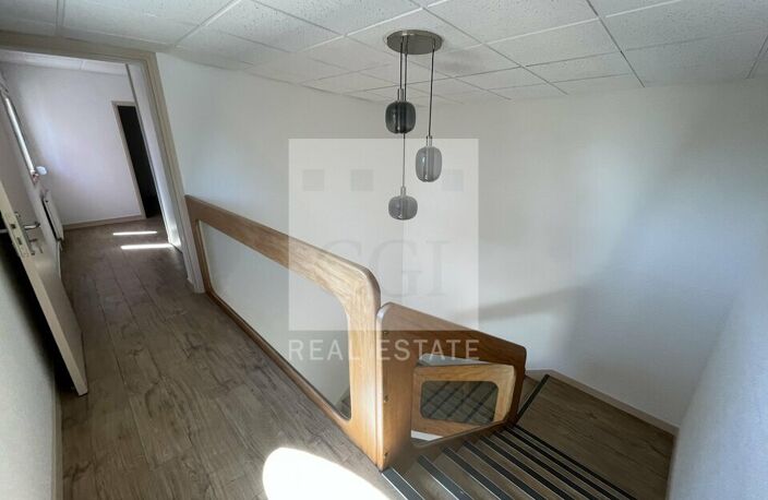 BUREAUX à LOUER — photo 3