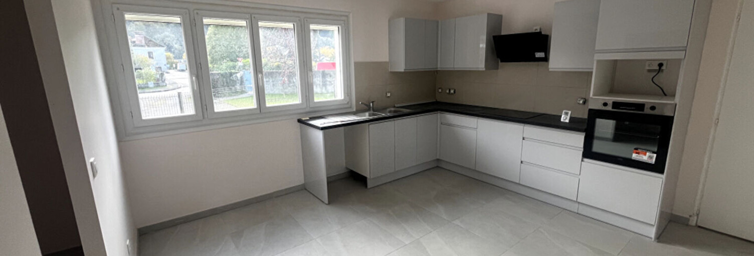 Appartement 5 Pièces 127 m² à louer à Uzos (64110)