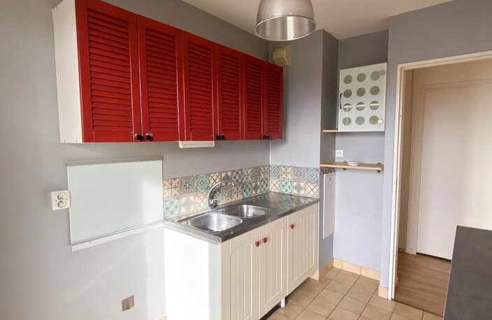 T2 lumineux avec balcon et parking - idéal premier achat ou investissement locatif - MAINVILLIERS ! — photo 5