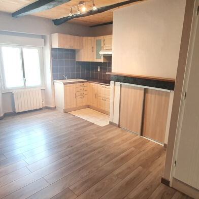 Appartement 2 pièces 322 €