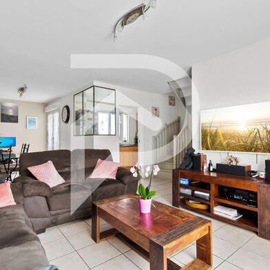 Maison 5 pièces 349000 €