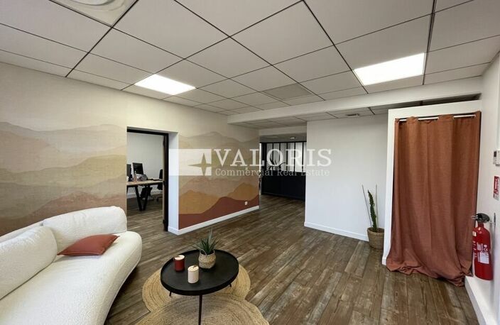 BUREAUX à LOUER — photo 3