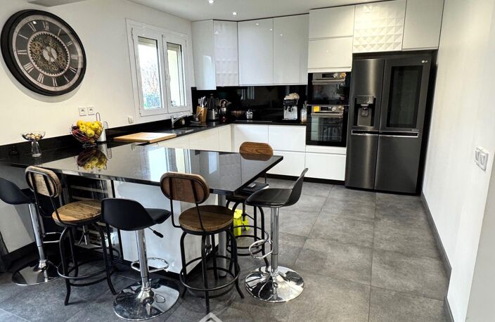 Maison - 152m² - Bondoufle — photo 4