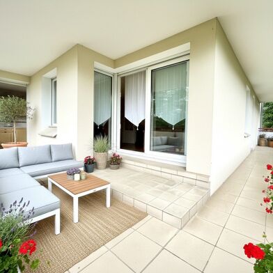 Appartement 4 pièces 255000 €