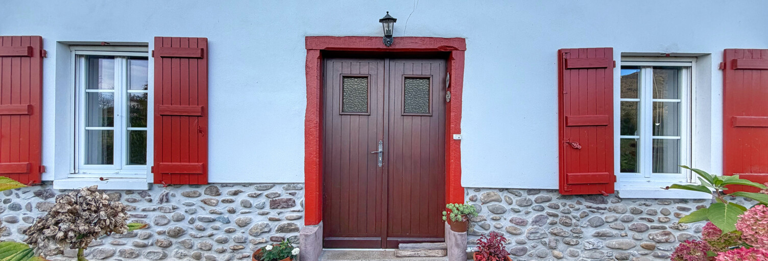 Maison 6 Pièces 146 m² à vendre à Saint-Jean-Pied-de-Port (64220)