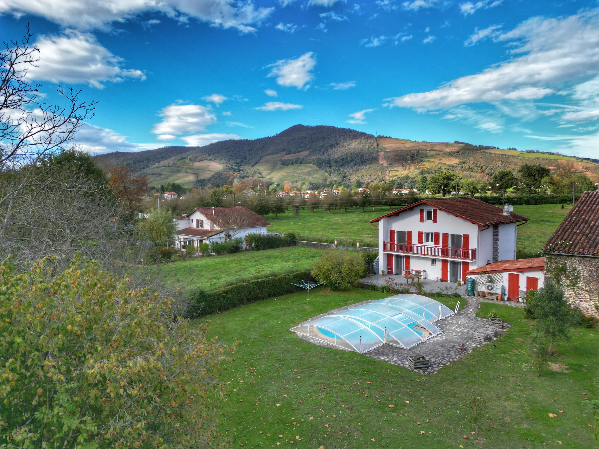 Villa / Maison  T6 à vendre Saint-Jean-Pied-de-Port 64220