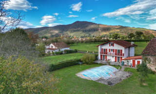 Maison 6 Pièces 146 m² à vendre à Saint-Jean-Pied-de-Port (64220)