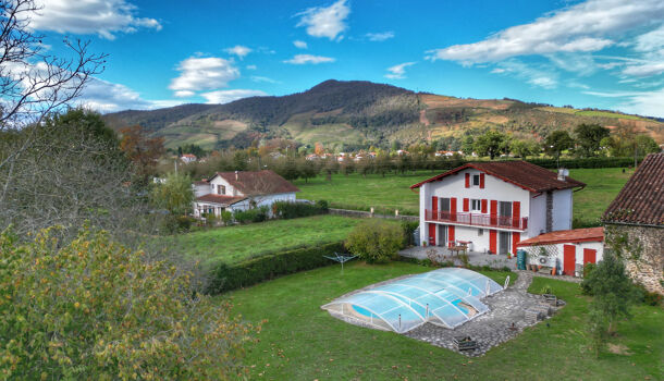 Villa / Maison 6 pièces  à vendre Saint-Jean-Pied-de-Port 64220