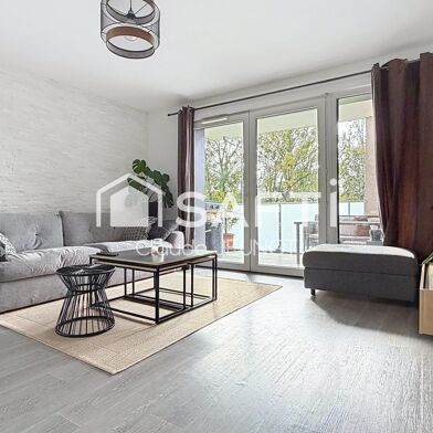 Appartement 3 pièces 215000 €