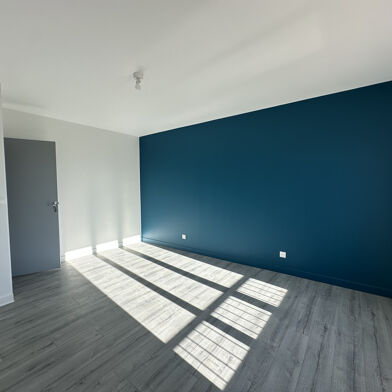 Appartement 4 pièces 570 €