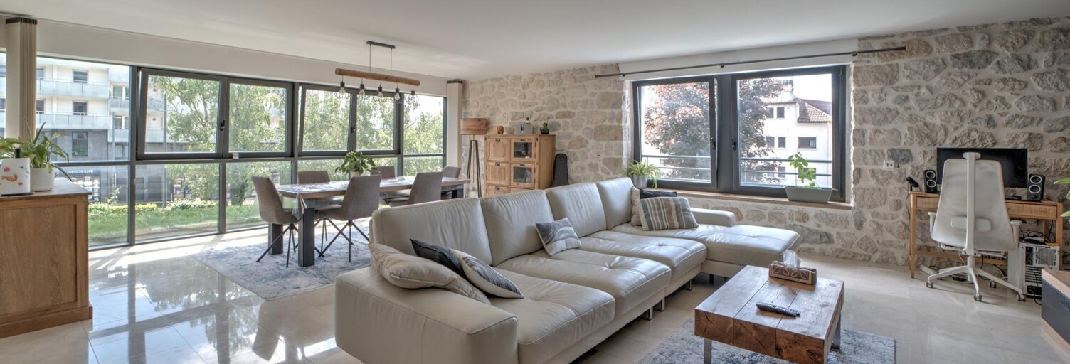 Appartement 4 Pièces 137 m² à vendre à Saint-Genis-Pouilly (01630)