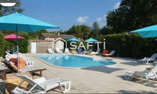 Maison 6 Pièces 760 m² à vendre à Villecroze (83690)