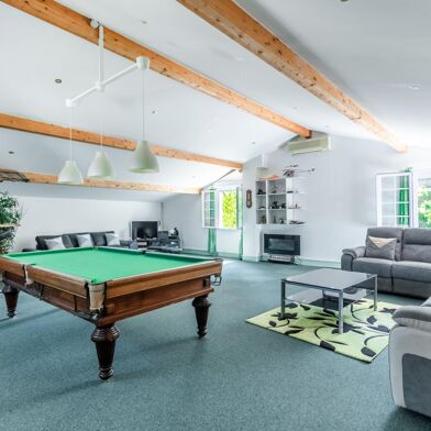 Maison 8 pièces 900000 €