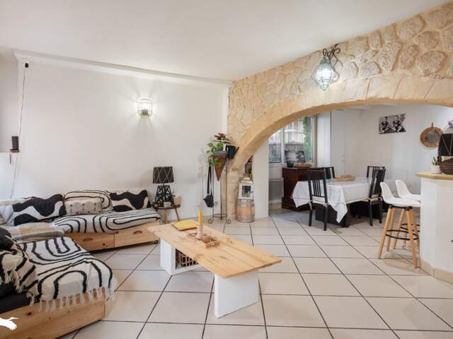 Maison de ville de 4 pièces principales — photo du bien