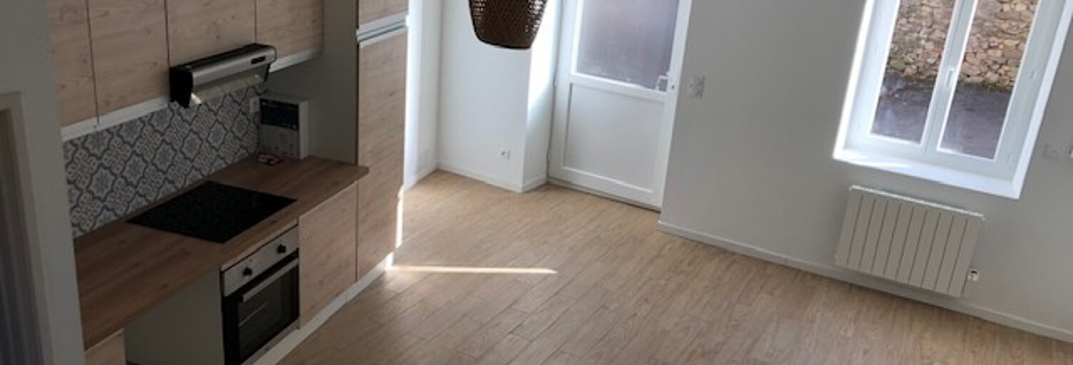 Maison 2 Pièces 51 m² à louer à Floure (11800)