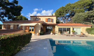 Maison 7 Pièces 200 m² à vendre à Ollioules (83190)