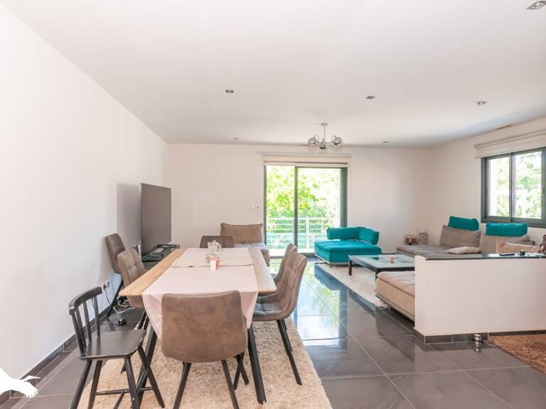 Villa de 6 pièces principales — photo 1