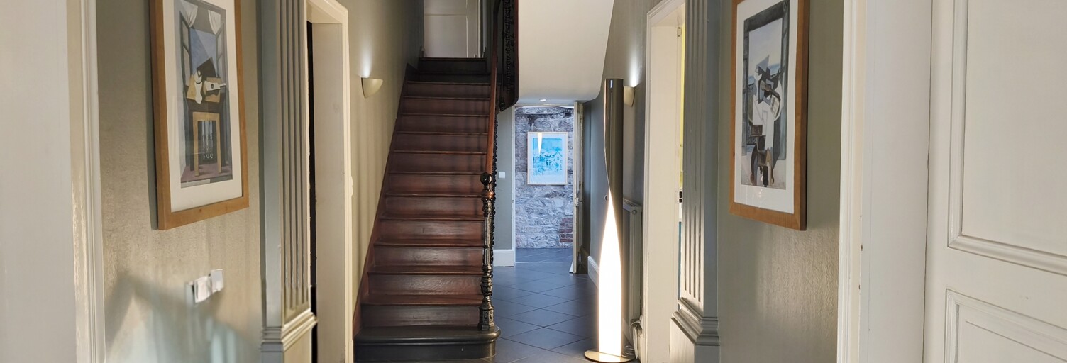 Maison 10 Pièces 223 m² à vendre à Givet (08600)