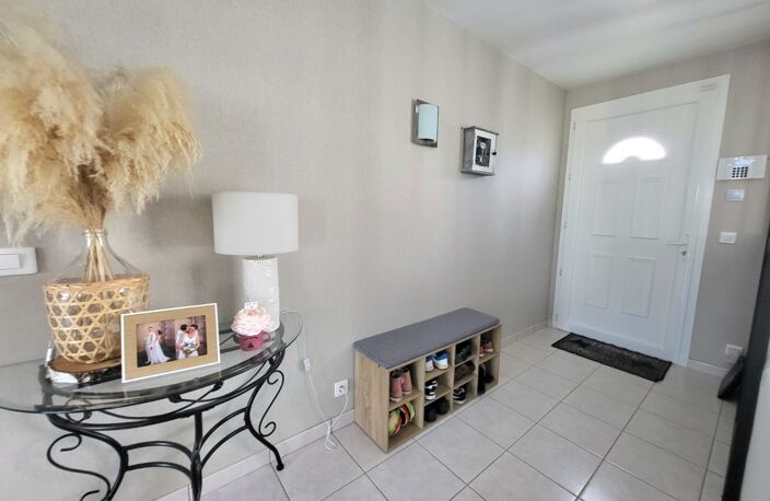 Maison plain-pied, 4 chambres, garage et jardin — photo 3