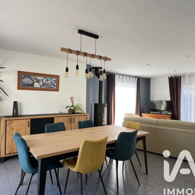 Maison 6 pièces 445500 €