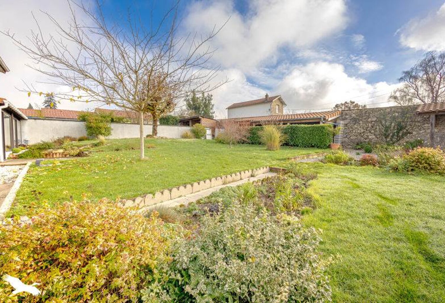 Vente maison 6 pièces 160 m² Saint-Junien (87200) — photo 1