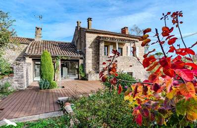 Maison en pierre de 6 pièces principales — photo du bien