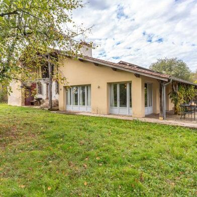 Maison 7 pièces 369600 €