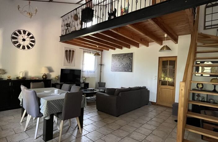 Maison en pierre de 7 pièces principales — photo 4
