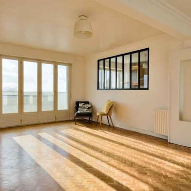 Appartement 5 pièces 244950 €