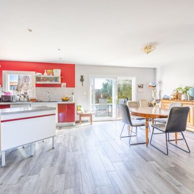 Maison 6 pièces 365750 €