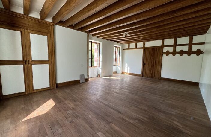 Vente maison 5 pièces 169 m² Méry-ès-Bois (18380) — photo 4