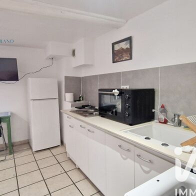 Immeuble  750000 €