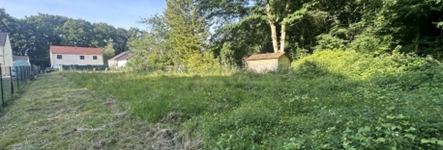 Terrain  969 m² à vendre à Le Mesnil-Saint-Denis (78320)