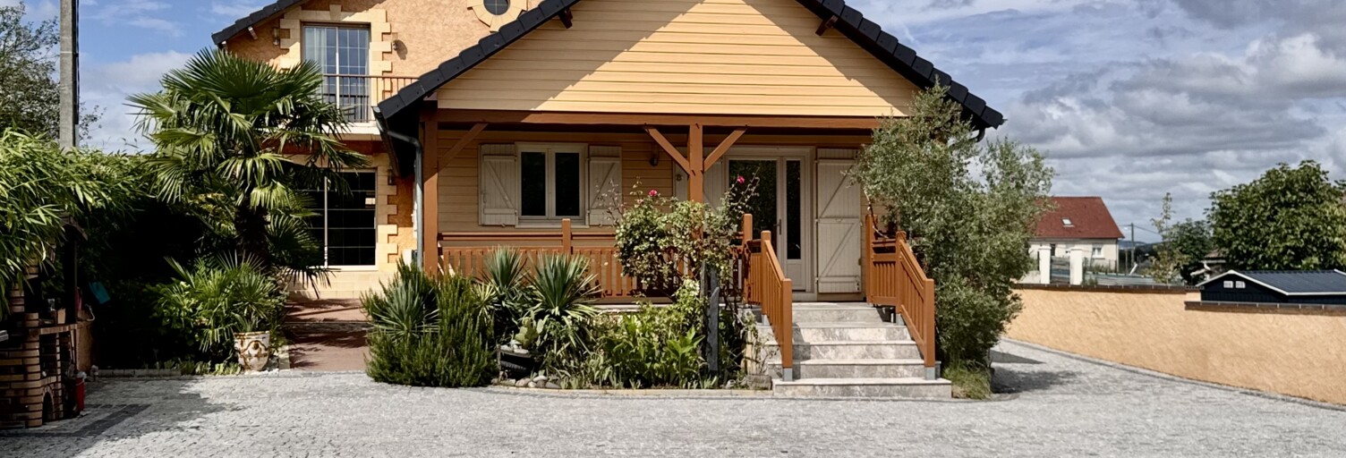 Maison 6 Pièces 175 m² à vendre à Saint-Pantaléon-de-Larche (19600)