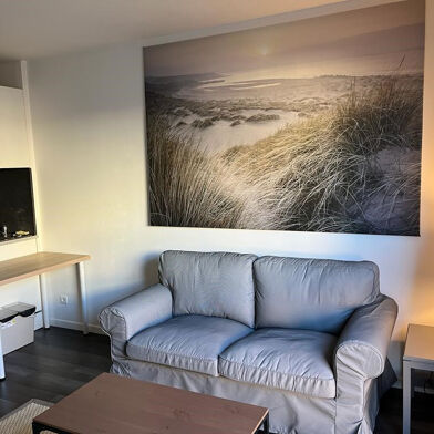 Appartement 2 pièces 817 €