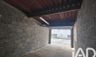 Garage  15 m² à vendre à Cuers (83390)