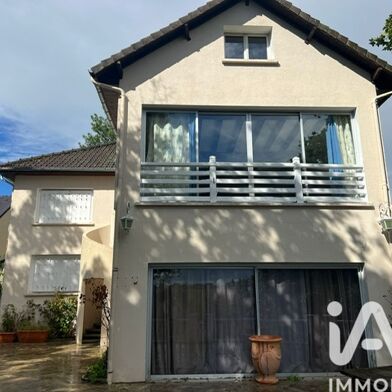 Maison 10 pièces 740000 €