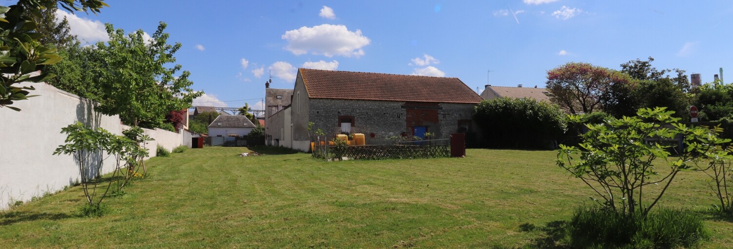 Maison 15 Pièces 330 m² à vendre à Corbeilles (45490)