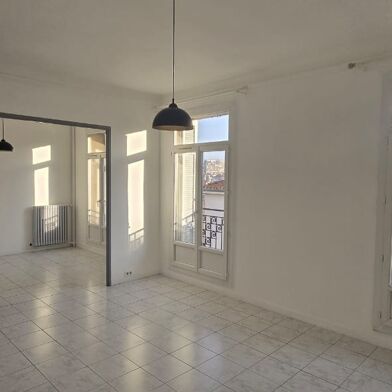 Appartement 4 pièces 2300 €